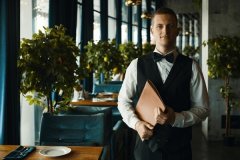 <b>企业运营支持与落地辅导</b>