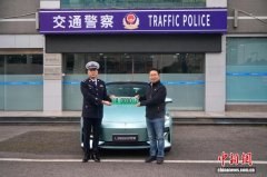 重庆发布国内首块L3级自动驾驶专用正式号牌